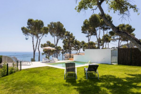 Family Beachfront Villas with Private Pool